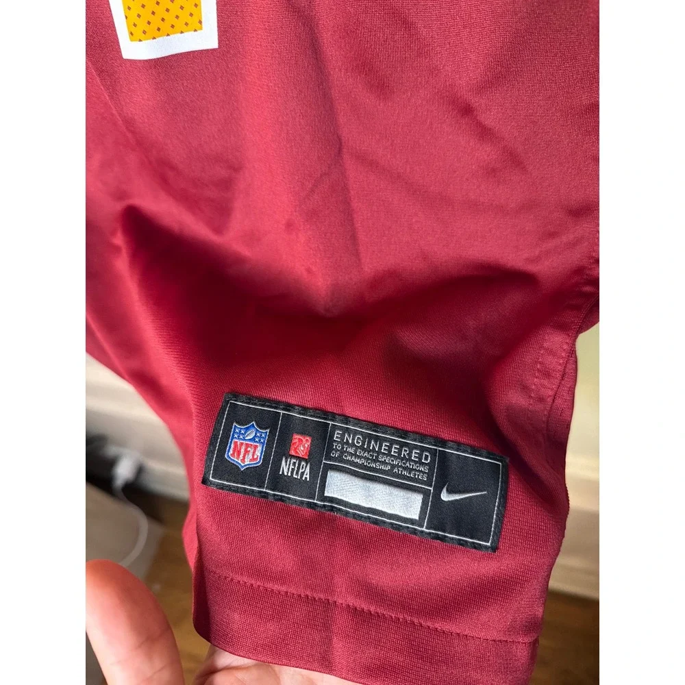 Nike NFL Washington Commanders Terry McLaurin‎ 17 Jersey Men's Small Burgundy